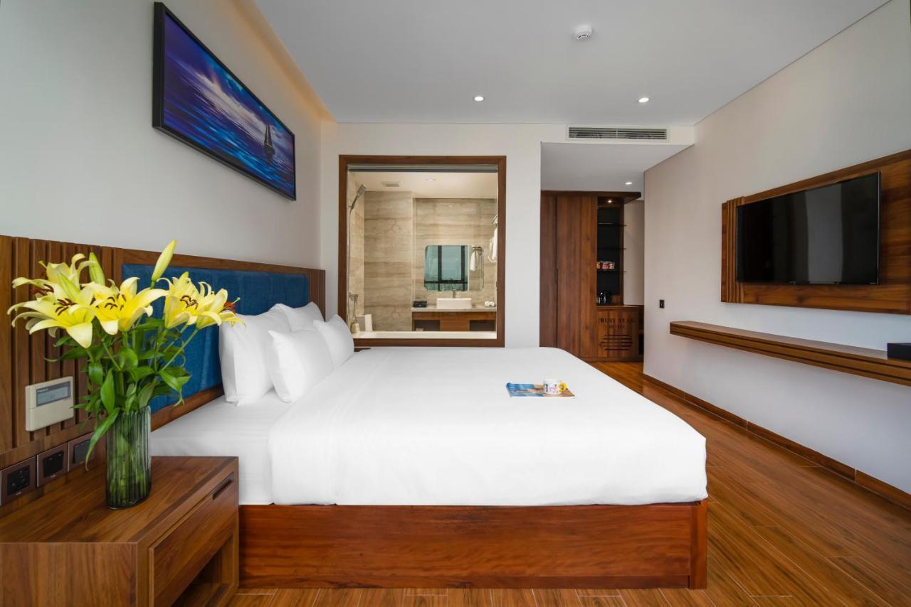 Ruby Star Da Nang Hotel Bagian luar foto